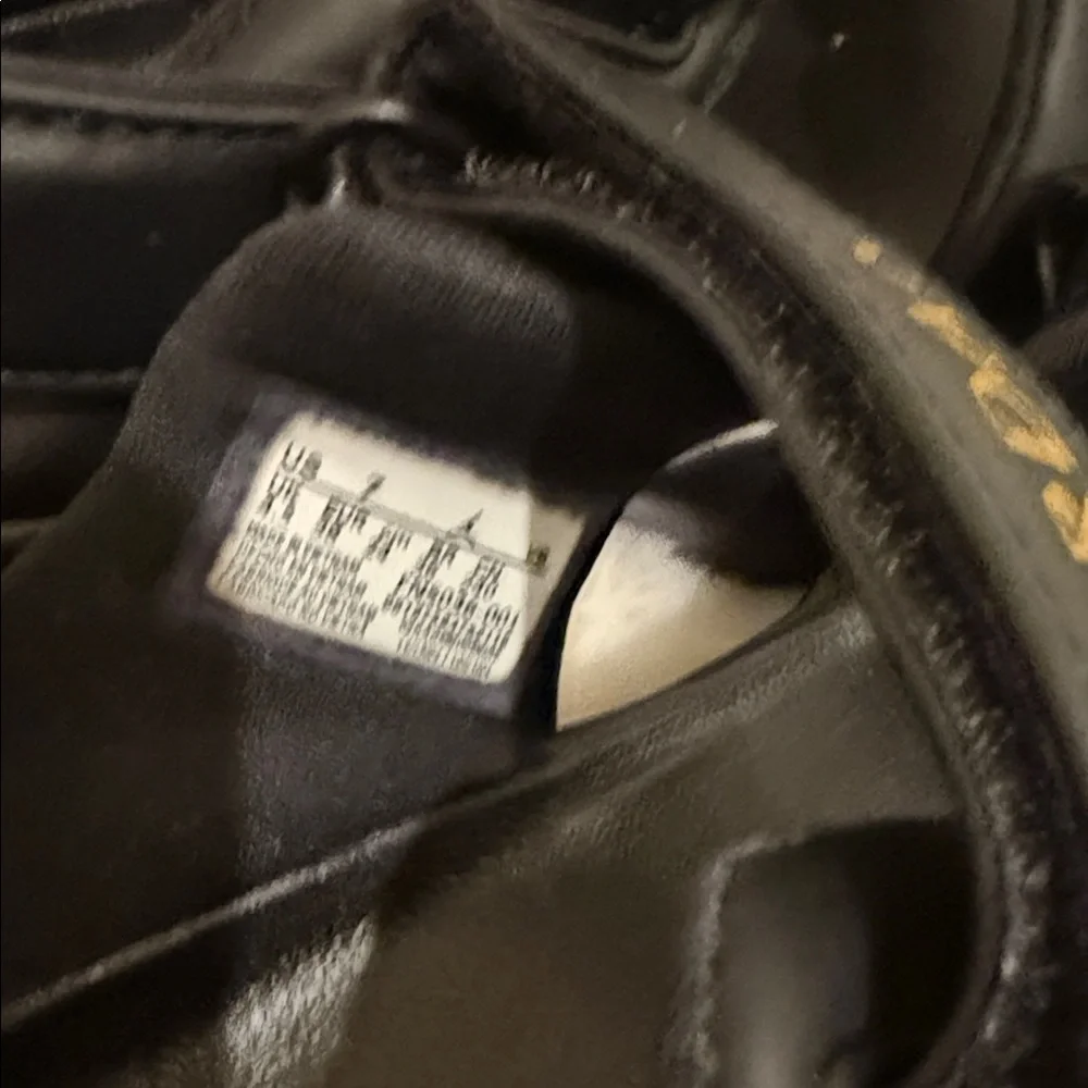 Jordan Black Sandals with Gold Logo - Picture 3 of 7